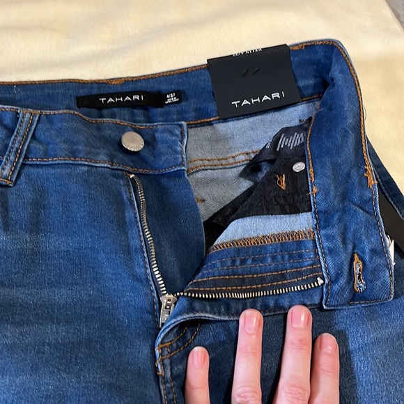 ✨Tahari✨ NWT Kelly Rayon Denim Mid Rise Skinny Jeans Size 4/27 - Picture 7 of 16